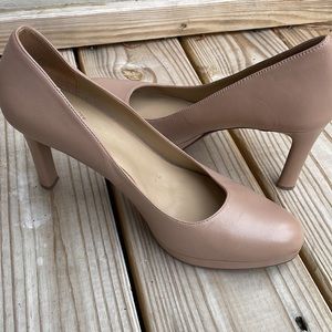NATURALIZER TERESA PUMP Size 9.5